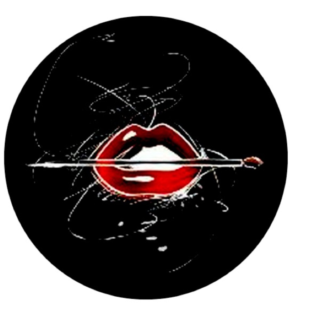 Meet your Posher, Leslie